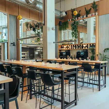 Jost Centre St Roch *