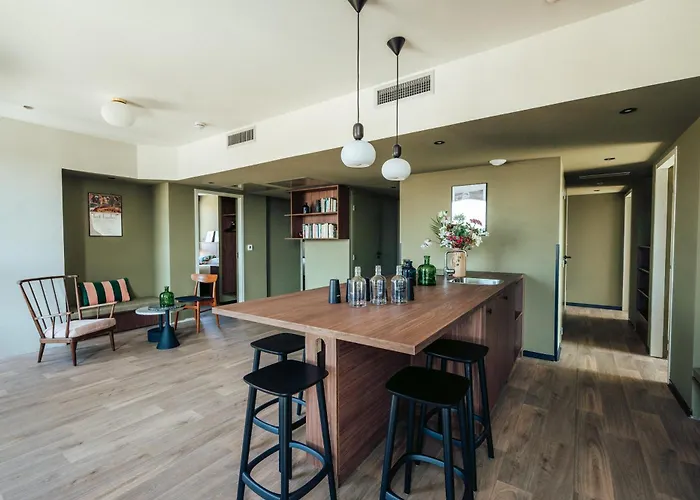 Jost Centre St Roch *