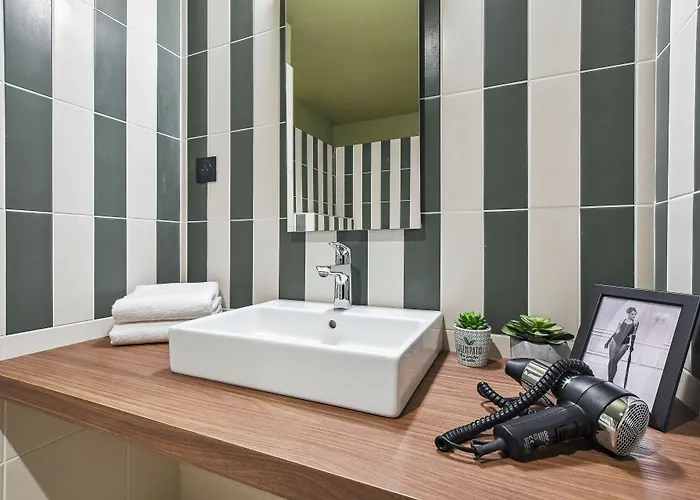 Albergue Jost Centre St Roch *